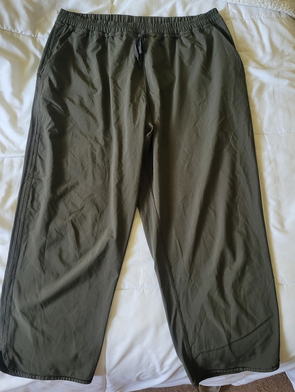 EUC Lululemon Pants